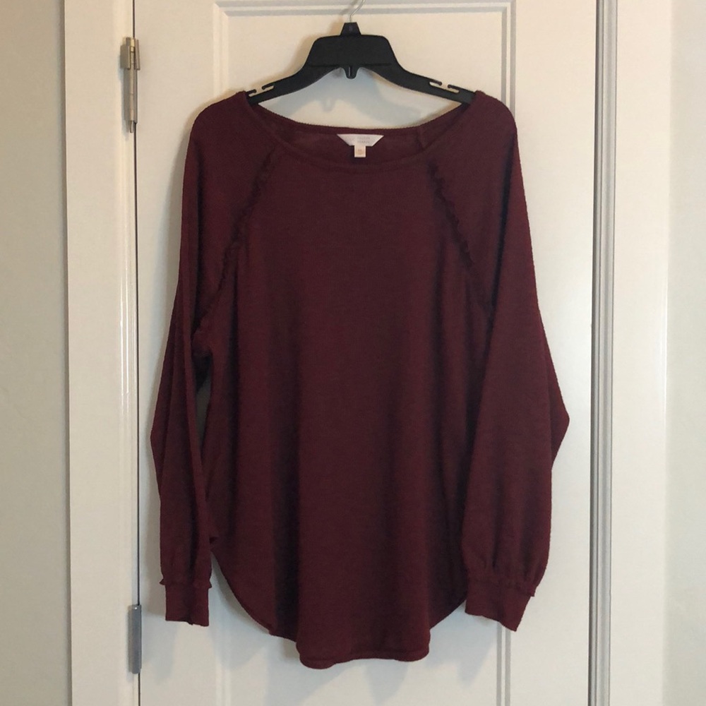 Lauren Conrad Burgundy Casual Waffle Top Lettuce detailing at shoulder and wrist